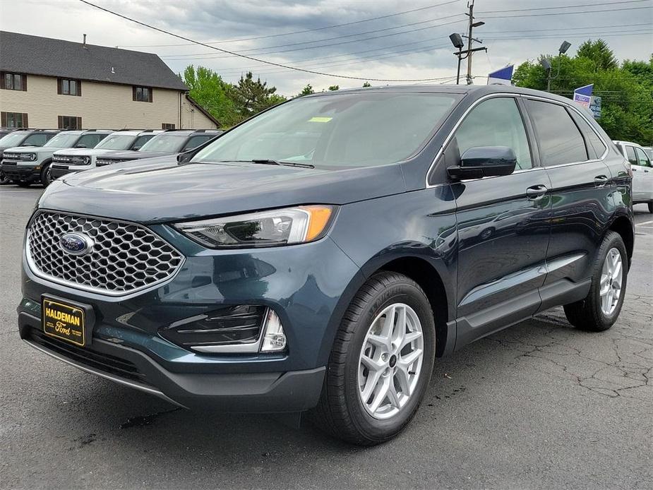 new 2024 Ford Edge car, priced at $44,600