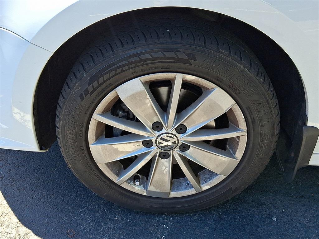 used 2015 Volkswagen Jetta car, priced at $8,595
