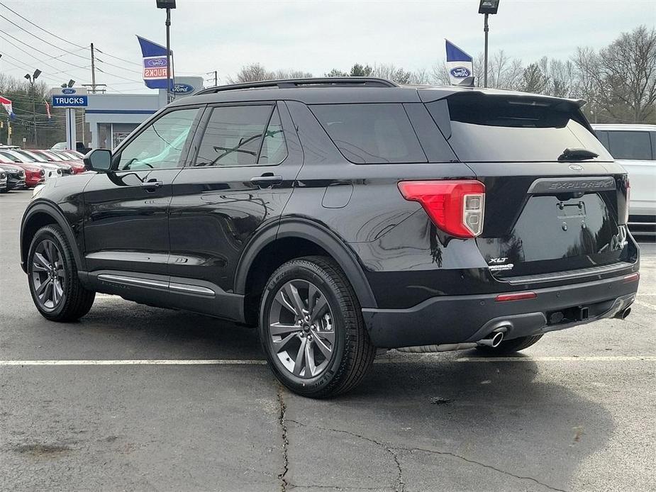 new 2024 Ford Explorer car, priced at $47,925