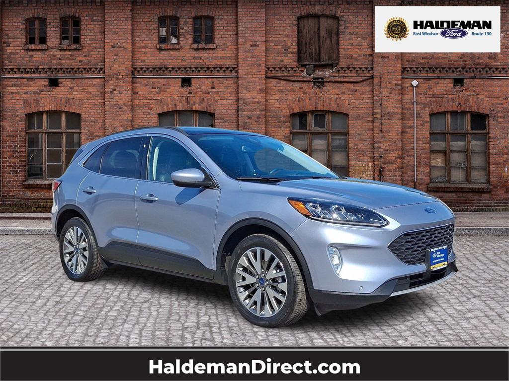 used 2022 Ford Escape car, priced at $27,995