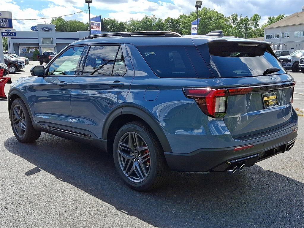 new 2025 Ford Explorer car, priced at $62,355