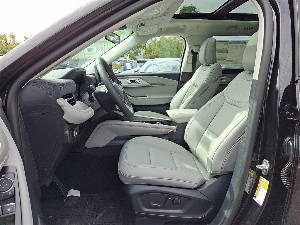 new 2025 Ford Explorer car, priced at $50,755