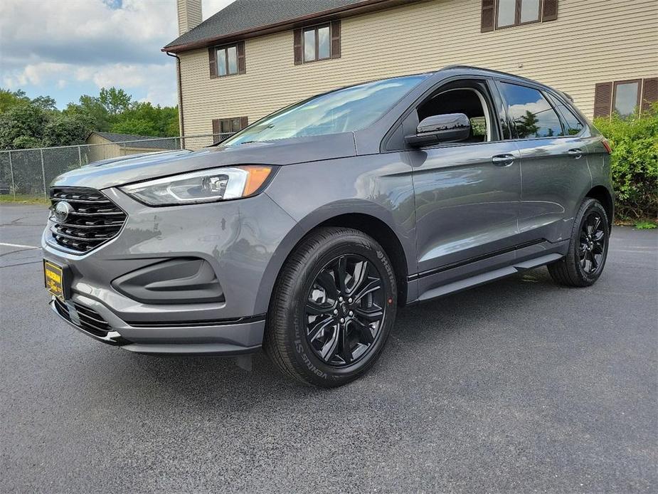 new 2024 Ford Edge car, priced at $41,420