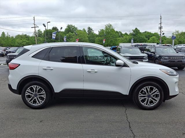 used 2022 Ford Escape car, priced at $25,999
