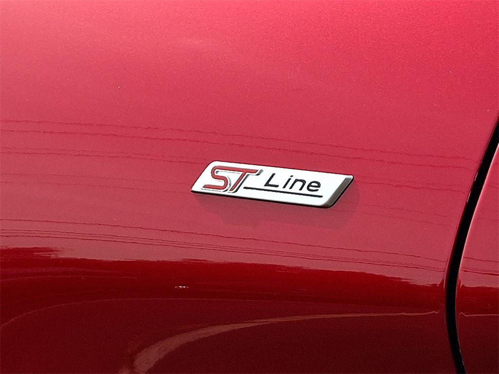 new 2025 Ford Explorer car, priced at $53,770