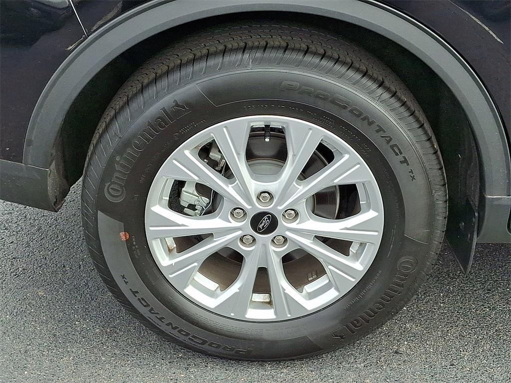 new 2025 Ford Escape car, priced at $33,380