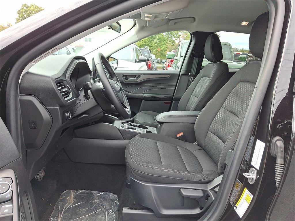 new 2025 Ford Escape car, priced at $33,380