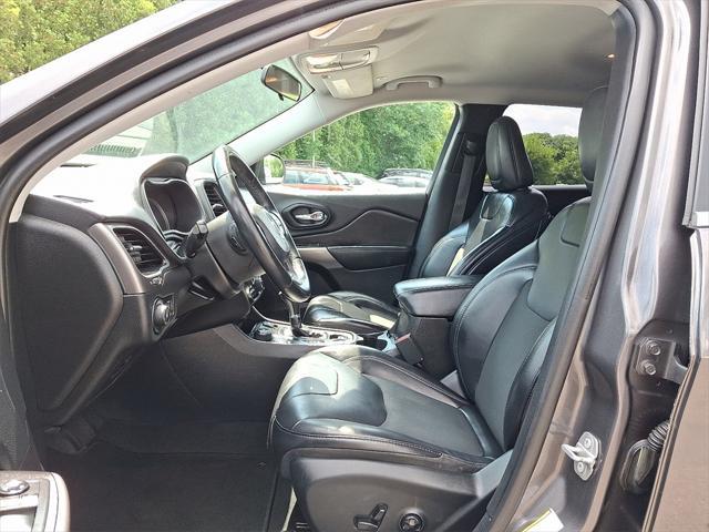 used 2019 Jeep Cherokee car, priced at $14,250