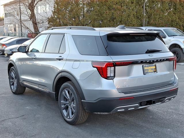 new 2025 Ford Explorer car, priced at $48,305