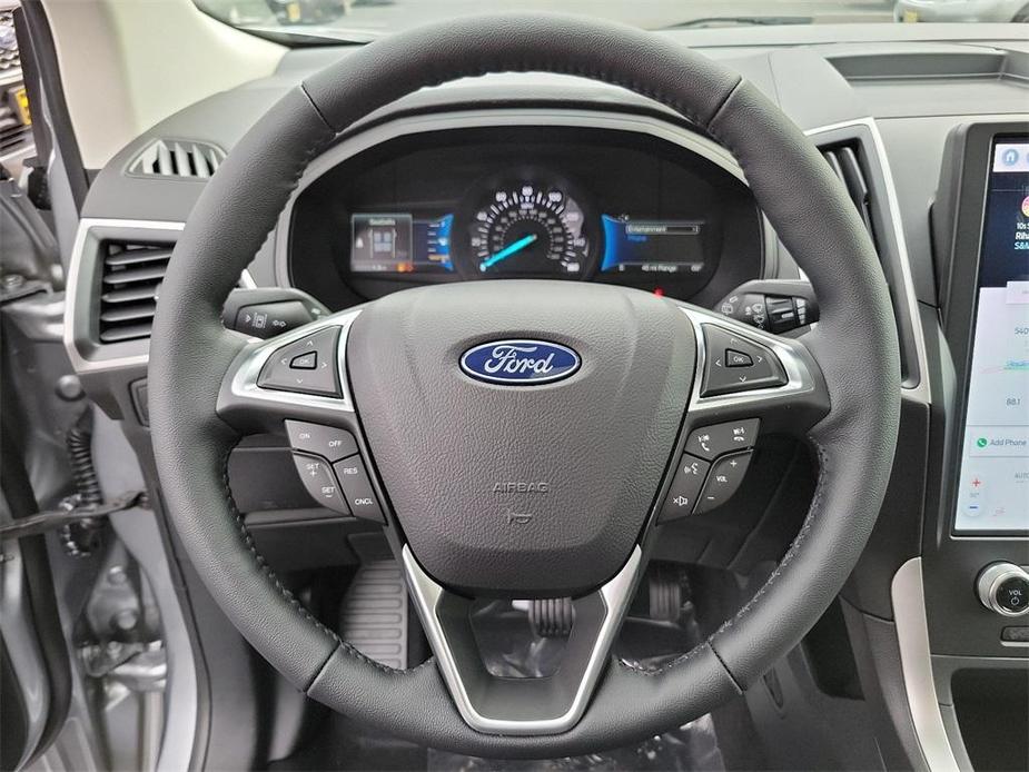 new 2024 Ford Edge car, priced at $44,005