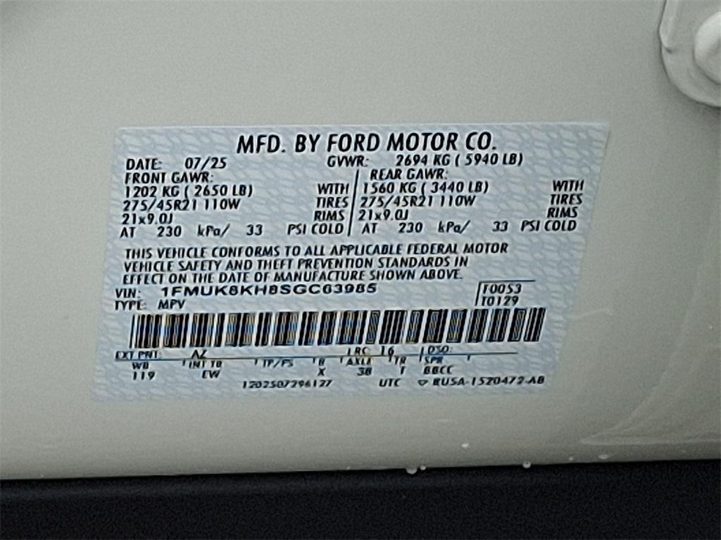 new 2025 Ford Explorer car, priced at $54,070