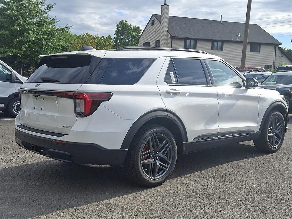 new 2025 Ford Explorer car, priced at $54,070