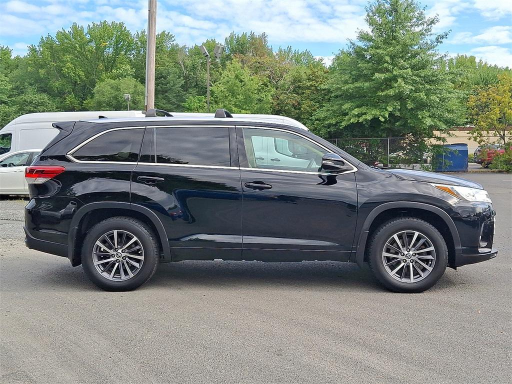 used 2018 Toyota Highlander car, priced at $16,999