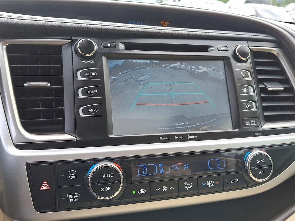 used 2018 Toyota Highlander car, priced at $16,999