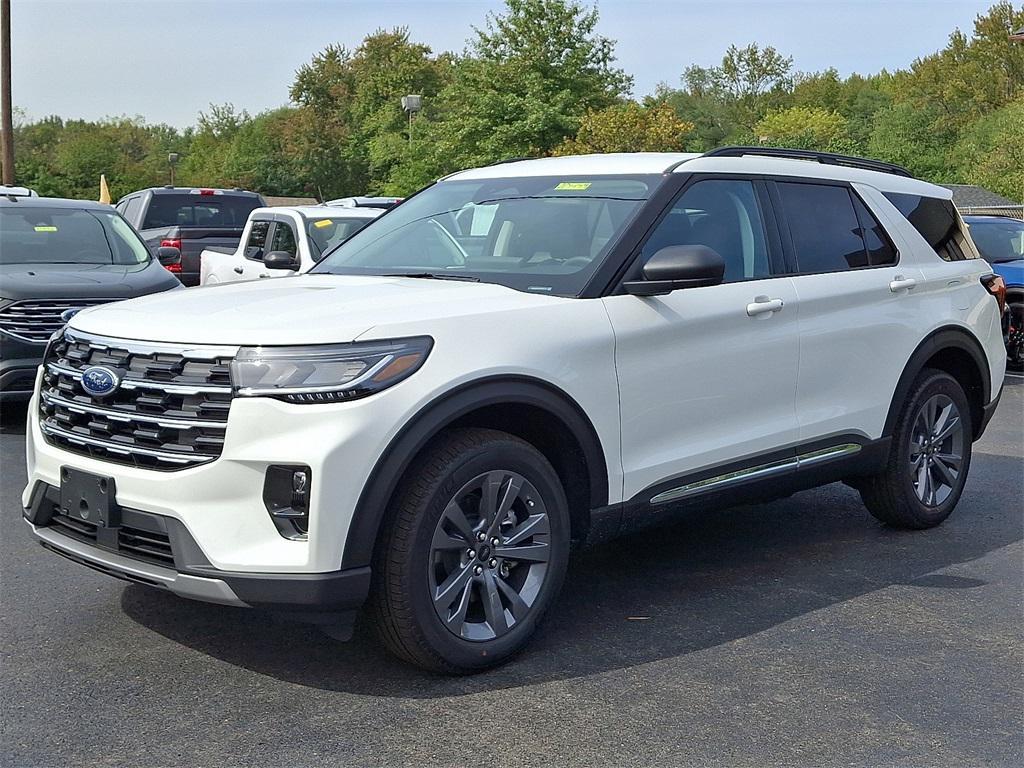 new 2025 Ford Explorer car, priced at $49,855