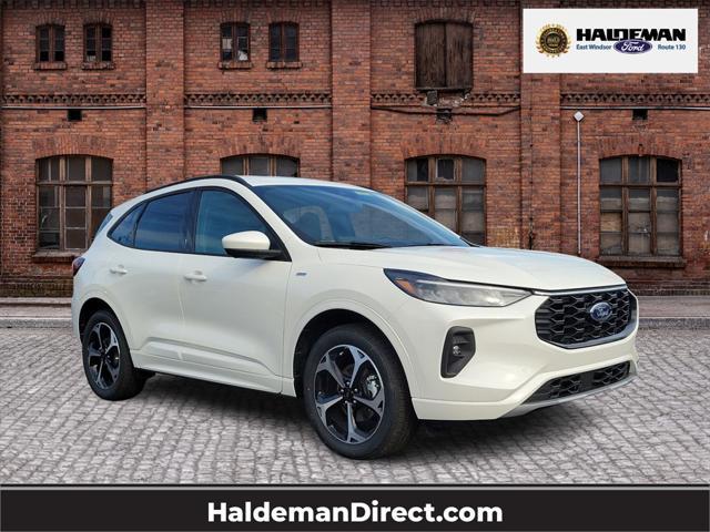 used 2023 Ford Escape car, priced at $33,498