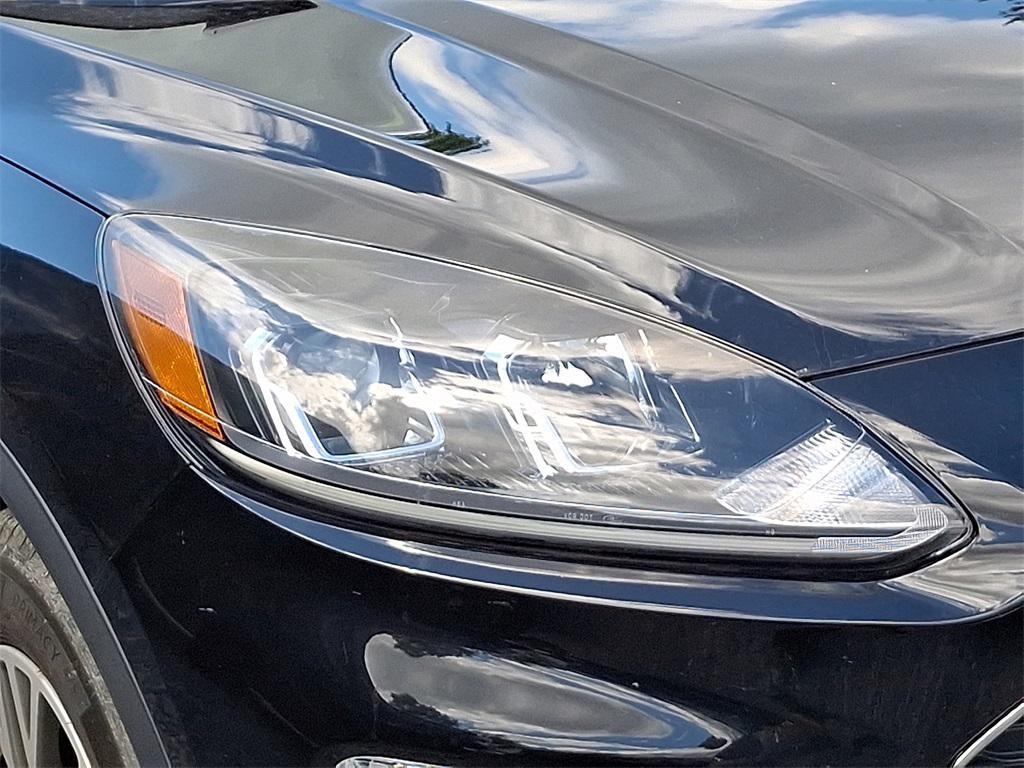used 2022 Ford Escape car, priced at $24,899