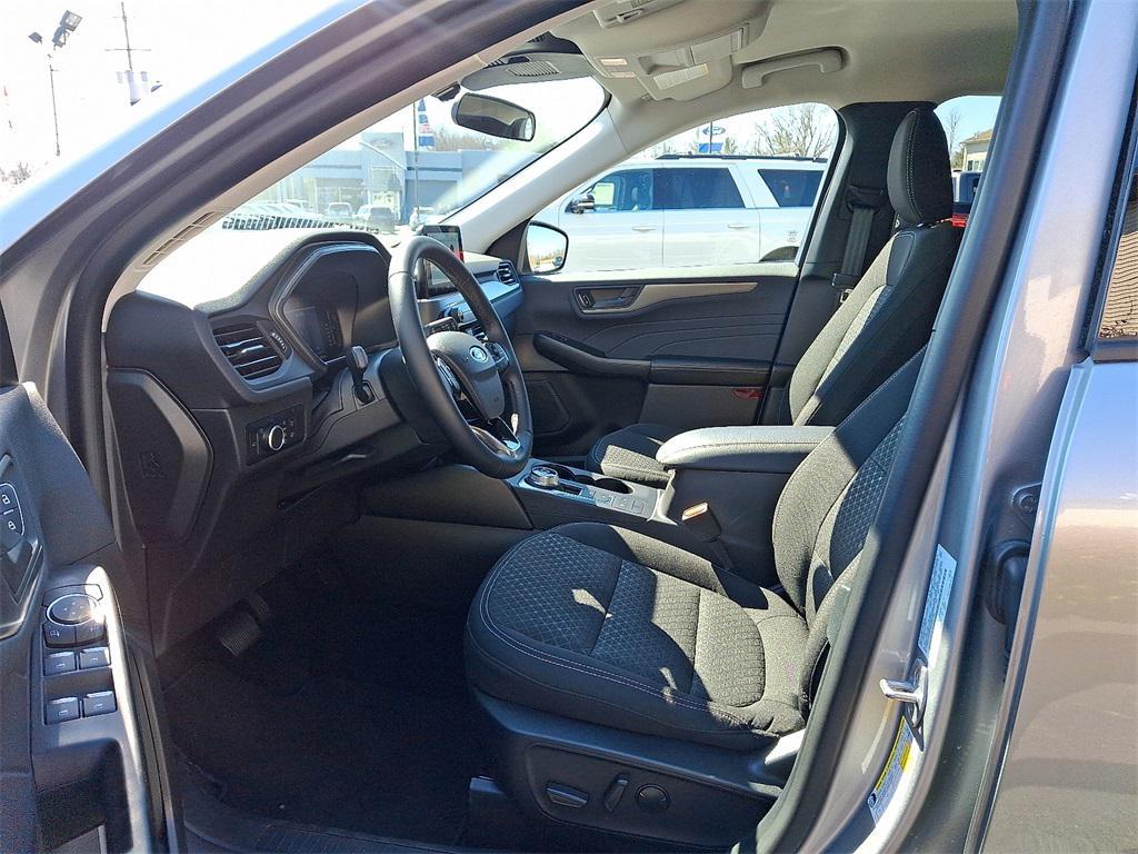 used 2024 Ford Escape car, priced at $24,995