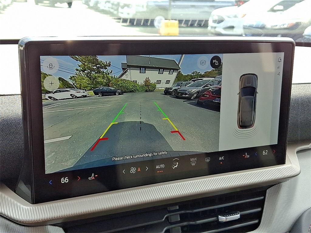 used 2025 Ford Explorer car, priced at $37,995