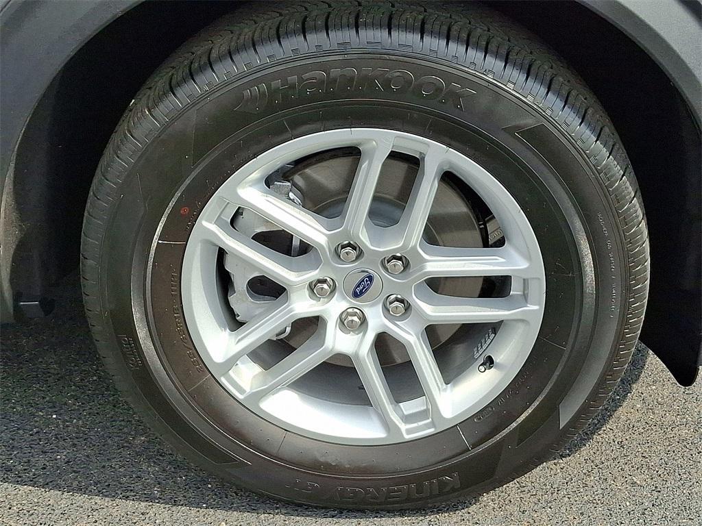 used 2025 Ford Explorer car, priced at $37,995