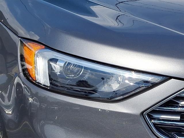 used 2024 Ford Edge car, priced at $25,800