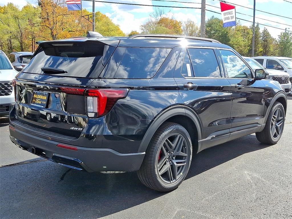 new 2025 Ford Explorer car, priced at $50,220