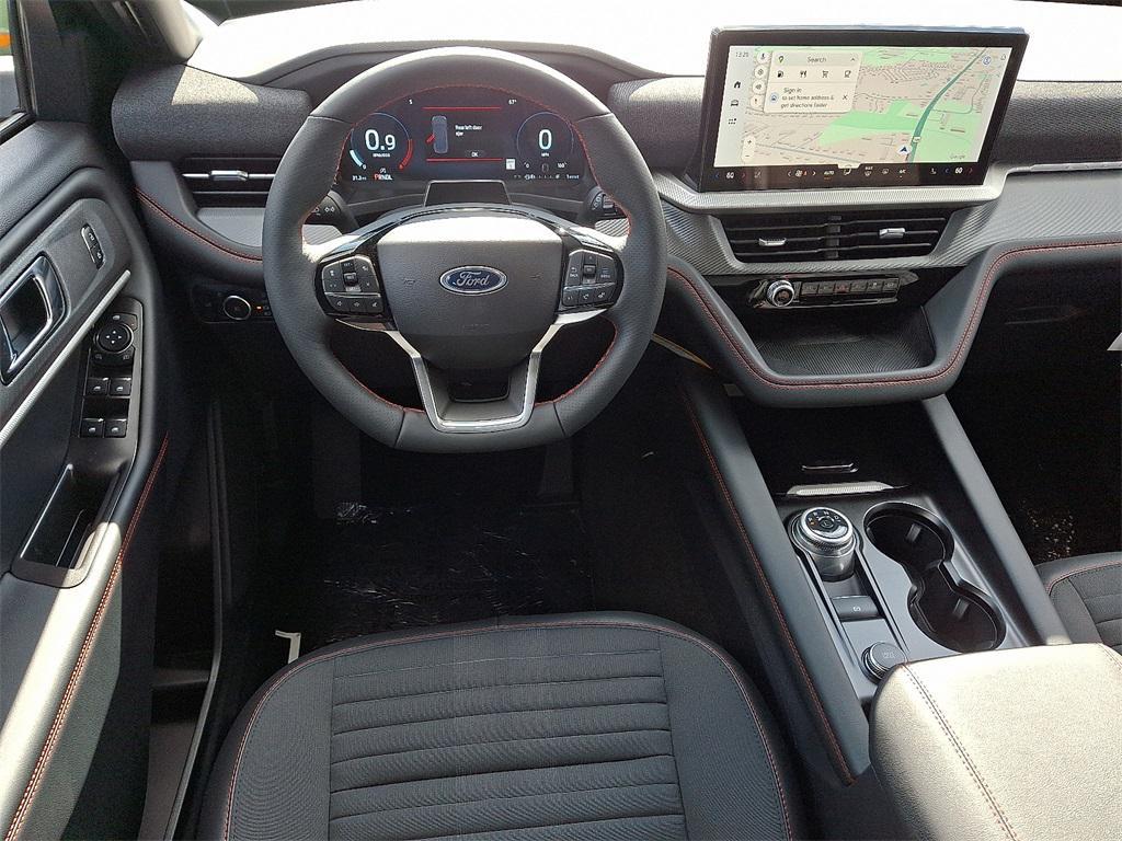 new 2025 Ford Explorer car, priced at $50,220