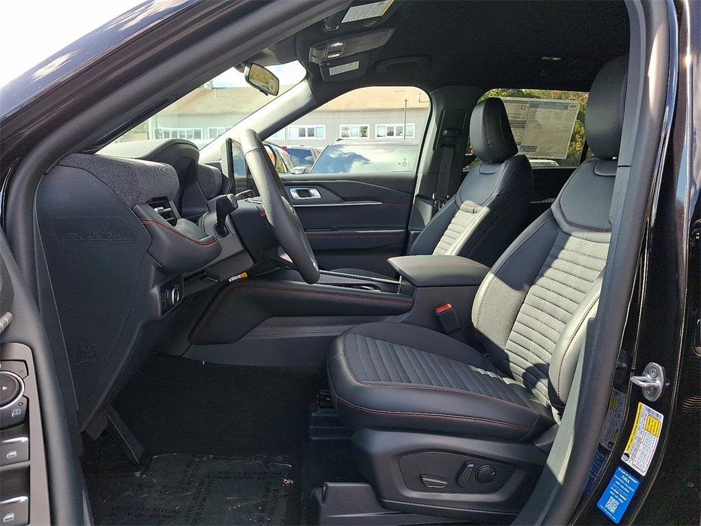 new 2025 Ford Explorer car, priced at $50,220