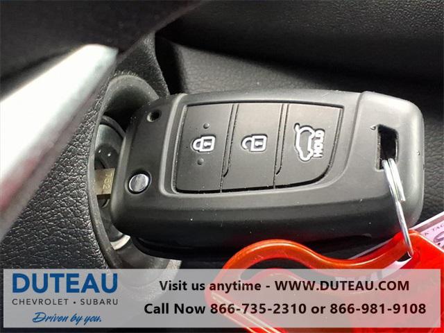 used 2021 Hyundai Santa Fe car, priced at $14,900