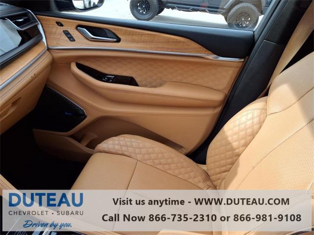 used 2022 Jeep Grand Cherokee car, priced at $31,900