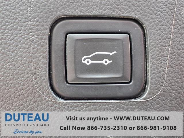 used 2023 Chevrolet Traverse car, priced at $36,400