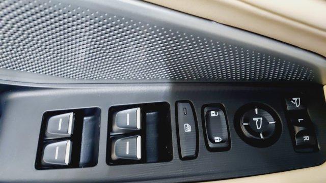 new 2025 Acura MDX car, priced at $58,654