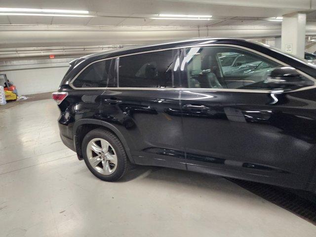 used 2016 Toyota Highlander car, priced at $23,999