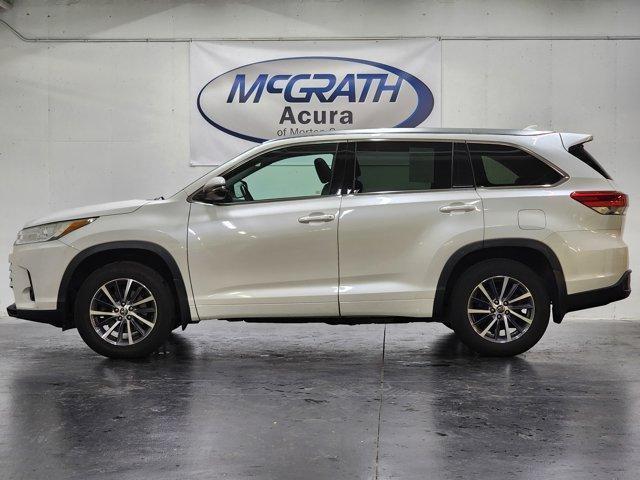 used 2017 Toyota Highlander car, priced at $18,999