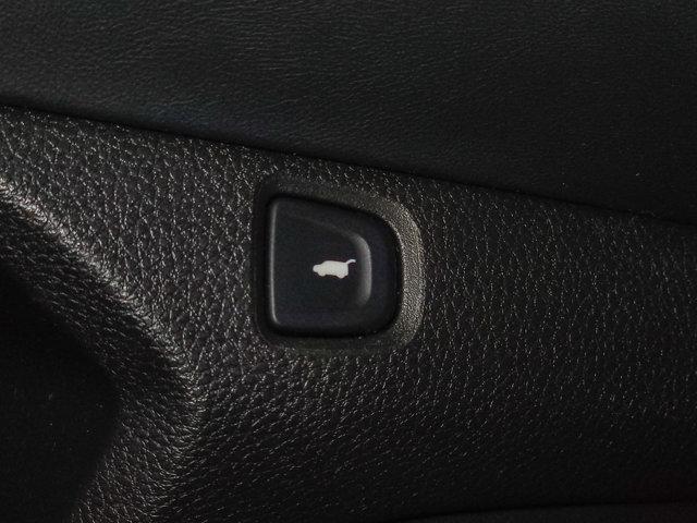 used 2023 Acura RDX car, priced at $37,999