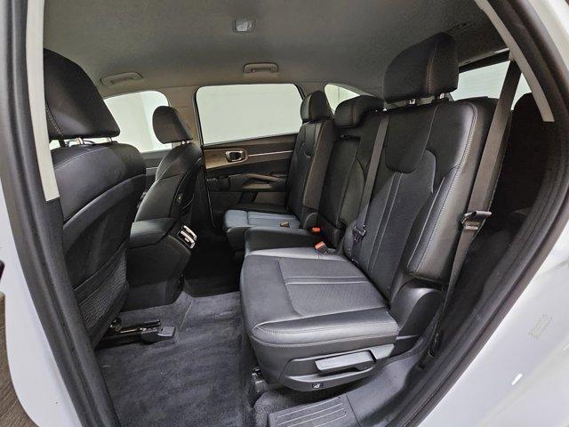 used 2023 Kia Sorento car, priced at $32,398