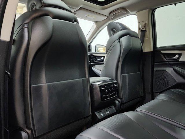 used 2023 Acura MDX car, priced at $43,999