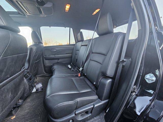 used 2021 Honda Pilot car, priced at $31,989