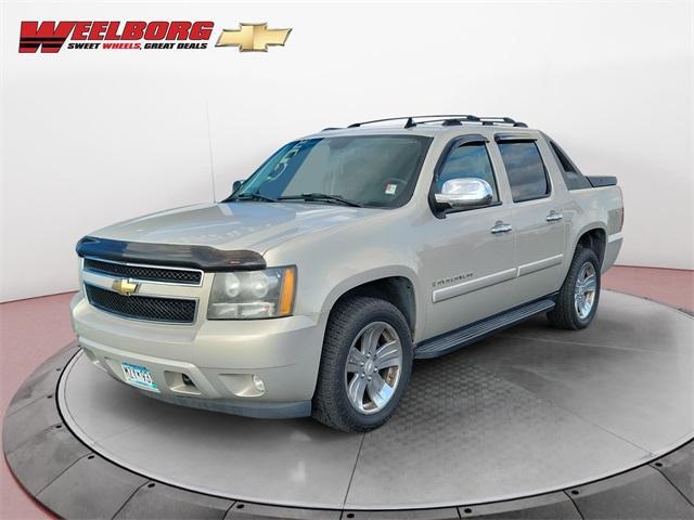 used 2007 Chevrolet Avalanche car, priced at $11,049