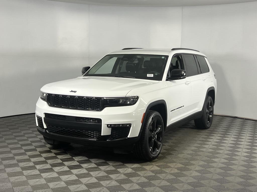 used 2024 Jeep Grand Cherokee L car, priced at $32,573