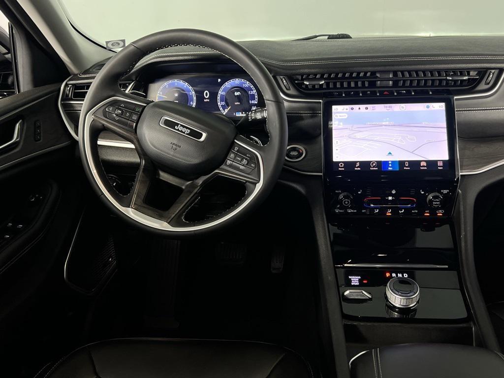 used 2024 Jeep Grand Cherokee car, priced at $33,373