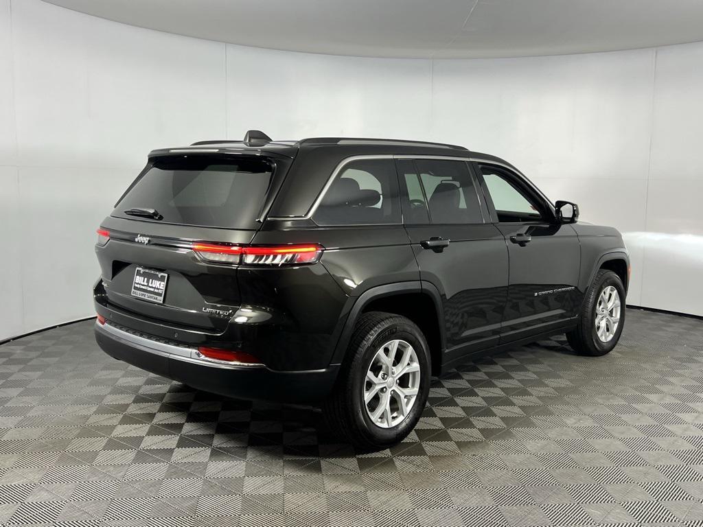 used 2024 Jeep Grand Cherokee car, priced at $33,373