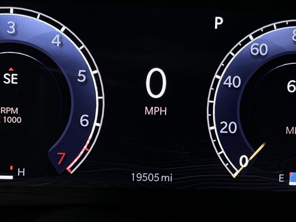 used 2024 Jeep Grand Cherokee car, priced at $33,373