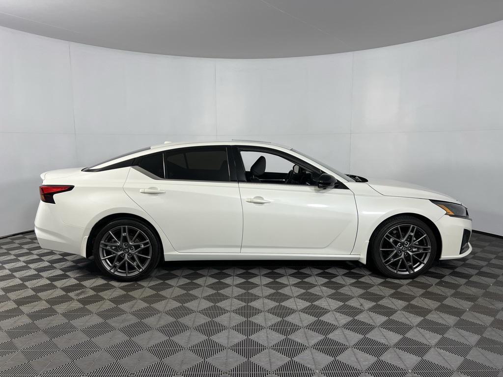 used 2023 Nissan Altima car, priced at $23,975