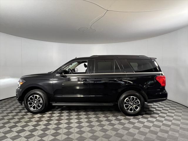 used 2024 Ford Expedition car, priced at $50,973