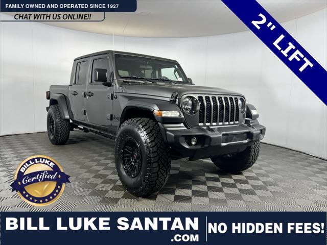 used 2022 Jeep Gladiator car, priced at $32,573