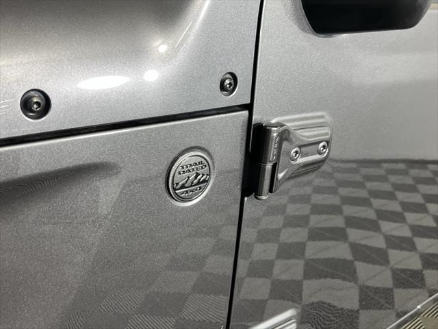 used 2022 Jeep Gladiator car, priced at $32,573