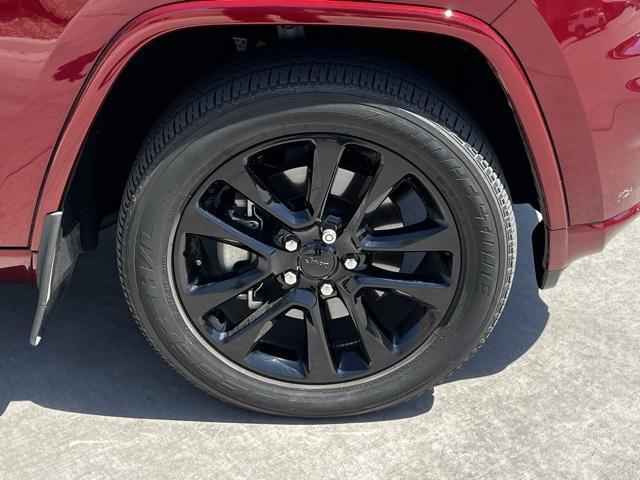 used 2021 Jeep Grand Cherokee car, priced at $29,173
