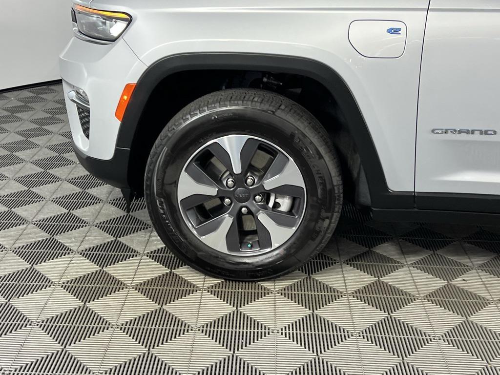 used 2022 Jeep Grand Cherokee 4xe car, priced at $26,673