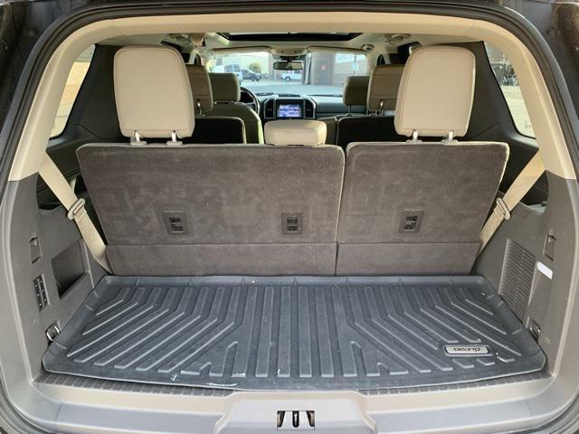 used 2019 Ford Expedition car, priced at $28,973